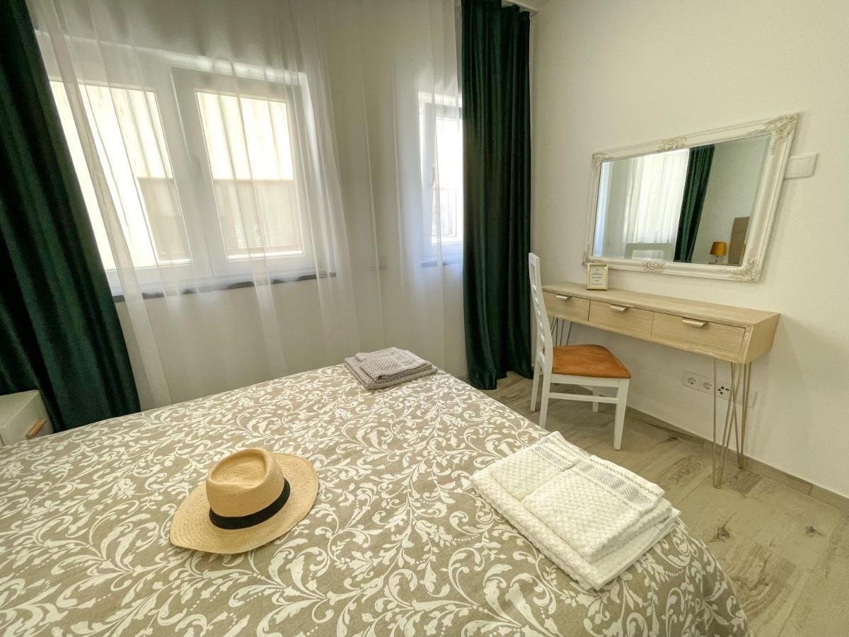 ポルティマンOur Charming Houseアパートメント エクステリア 写真